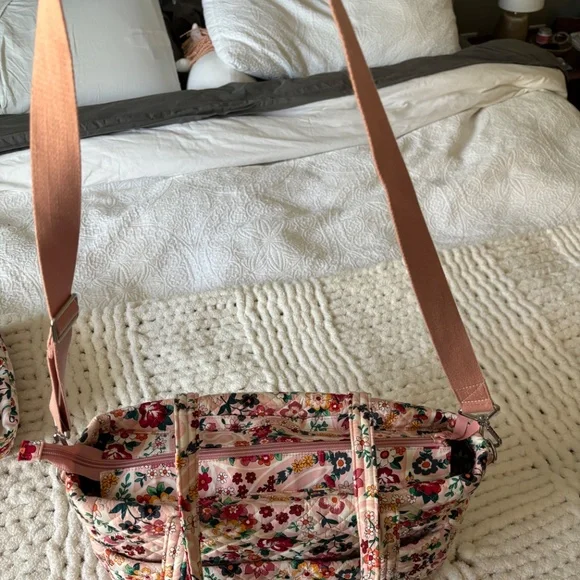 Vera Bradley Ultimate Diaper Bag - Picture 7 of 15